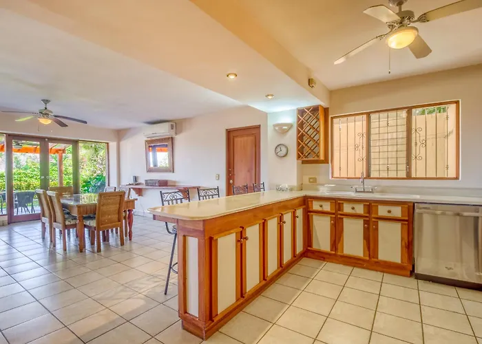 Bahia Pez Vela At 18 Playa Ocotal